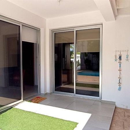 Colonial Villa 32 Перволия Екстериор снимка