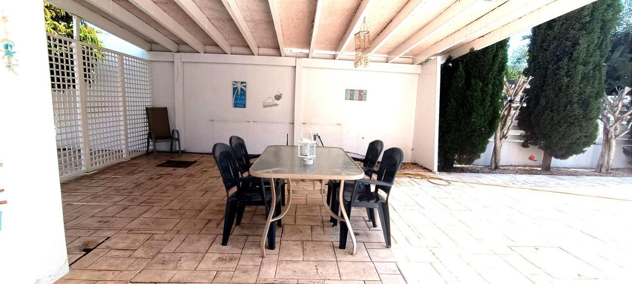Colonial Villa 32 Перволия Екстериор снимка